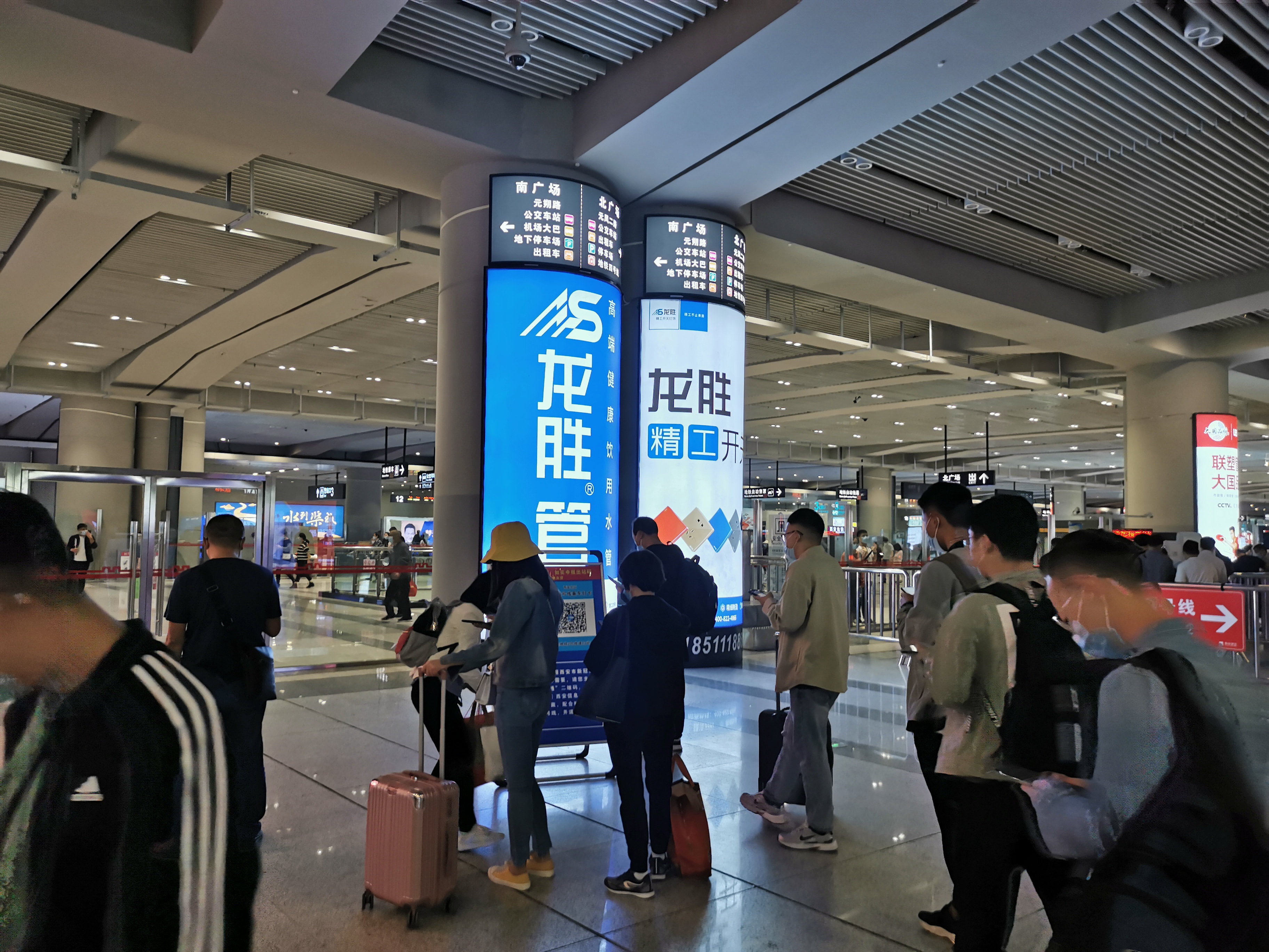 龍勝管高鐵廣告50城同步上線，刷屏億萬人！