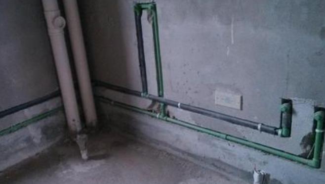 日豐水管為什么一長一短？購買冷熱水管的時候有哪些注意事項？